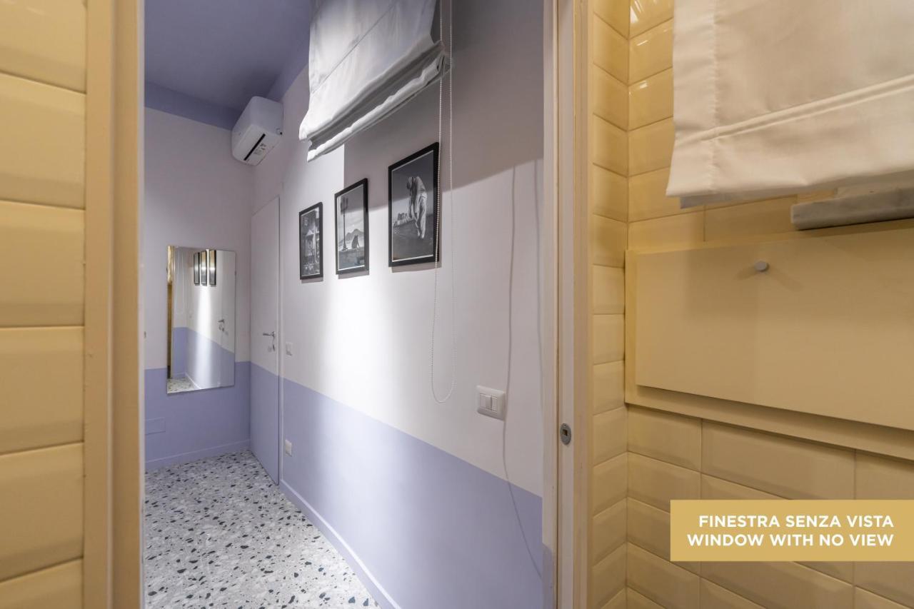 Teatro Toledo 272 Bed & Breakfast Napoli Bagian luar foto
